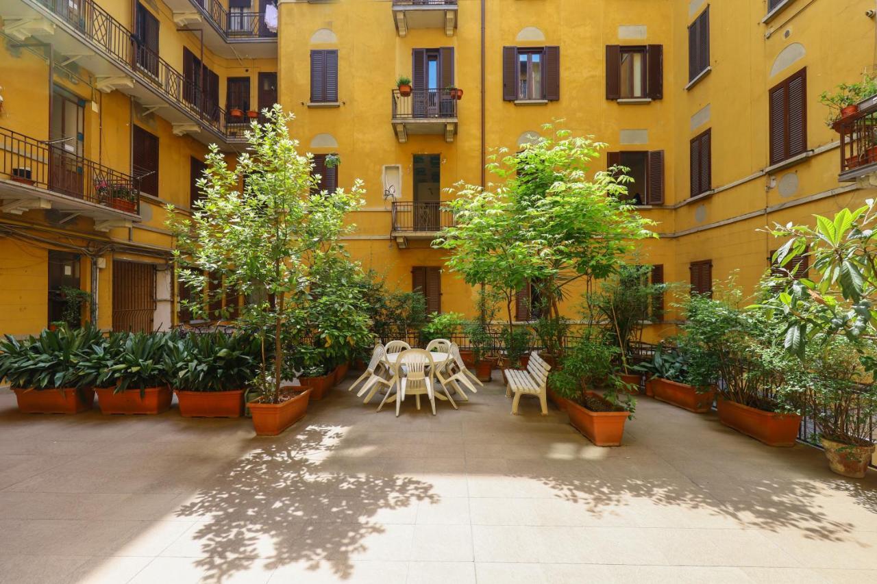 House Of Frames Bed & Breakfast Milano Exterior foto